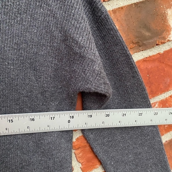 Gap Womens Medium Gray Ribbed Knit Pullover Tunic Sweater Minimalist Capsule - Picture 6 of 9